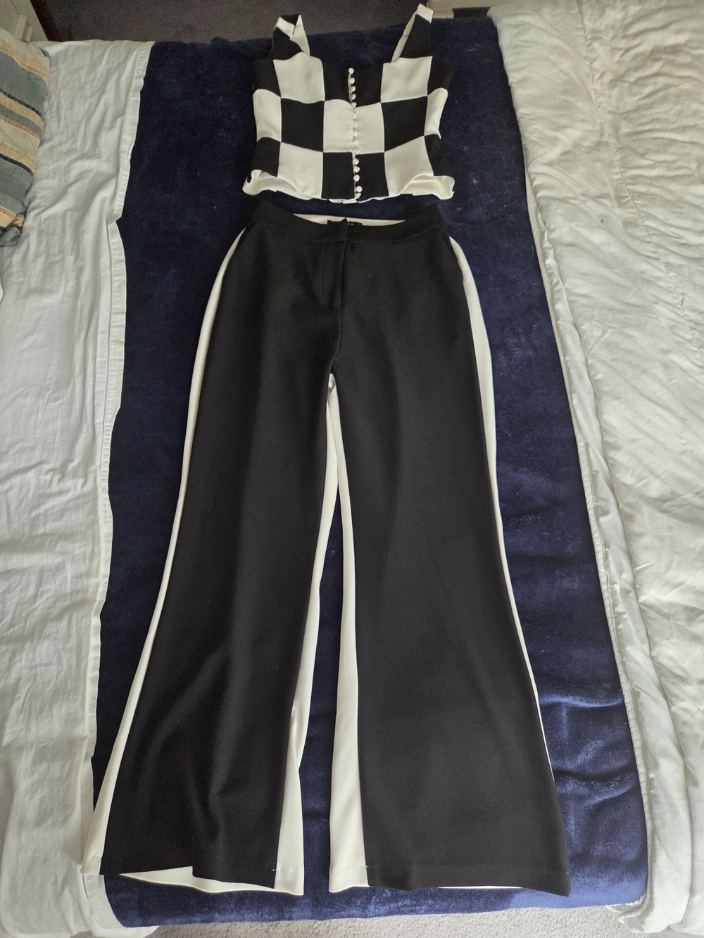 Black & White Wide-Leg Contrast Stripe Pants